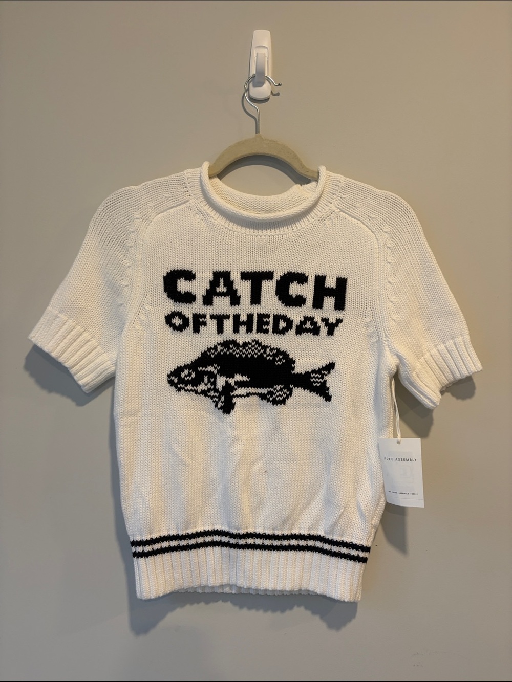 Catch of the Day Short Sleeve Crew Sweater - White/Black